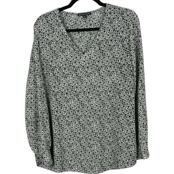 Adrianna Papell Black and White Blouse with Intricate Floral Pattern Size Large - Picture 1 of 7